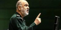 دیدار جمعی از مدیران رسانه‌ای کشور با خانواده سردار سلامی/ حسین شریعتمداری هم بود+ عکس