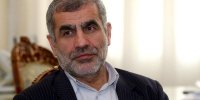 آقای نایب رئیس مجلس!  مردم کاسه چه کنم چه کنم در دست دارند، شما نگران حقوقت هستی؟/ چه گلی بر سر ما زده‌اید که طلب حقوق بیشتر می‌کنید؟