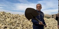 روزنامه همشهری: رئیس جمهور از توسعه آموزش فقط به مدرسه سازی توجه دارد و از مسائل دیگر غفلت می کند؛ او را از این نگاه تک بعدی نجات دهید
