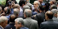 پزشکیان به فراکسیون مستقلین مجلس می رود / مهرداد لاهوتی: میزبان چهار وزیر دولت که نامشان در لیست استیضاح است، خواهیم بود