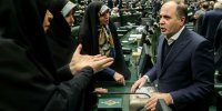 روزنامه اصولگرا: قالیباف روی وزیر جهاد کلید کرده/ او نمی خواهد وزیر استیضاح شود، بدنبال کنارگذاشتنش توسط رئیس جمهور است