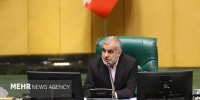 شعار در مجلس: آذربایجان شرف دی، پهلوی بی‌شرف دی