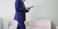 چرا علی لاریجانی به عمان رفت؟ / او چه کاری انجام داد که عراقچی نکرد؟