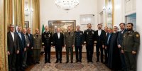 فرمانده کل ارتش: در آمادگی کامل هستیم/ اگر اشتباهی کنند، حتما پاسخی خواهند گرفت که تا به امروز نه دیده اند و نه تجربه کرده اند