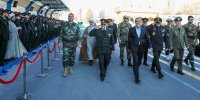 تصاویری خاص از پزشکیان در میان افسران پلیس + عکس