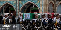 خاکسپاری دریاسالار شمخانی در امامزاده صالح (ع)/ تصاویر عزاداری همراهان و خانواده + عکس