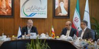 تأکید هلدینگ خلیج فارس بر تسهیل اجرای نیروگاه‌های خورشیدی