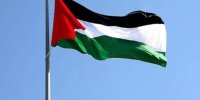 اقدام نمادین زن غواص مکزیکی در اعماق دریا | حمایت از مردم غزه با پرچم فلسطین + ویدئو