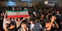 رقص و آواز محلی‌ بختیاری‌ها برای استقبال از قهرمانان کشتی + ویدئو