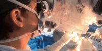تصاویر شکافتن جمجمه دختر ۱۰ ساله تهرانی در حالت بیداری + ویدئو