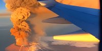 تصاویر لحظه نایاب فوران آتشفشان از داخل هواپیما + ویدئو