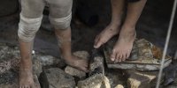 طوفان و باران شدید و وضع وحشتناک یک خانواده‌ + ویدئو