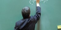 ساعات تدریس معلمان غیردولتی کاهش می‌یابد