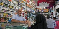 داروخانه‌ها موظف به دریافت نسخ کاغذی شدند | دارو و شیرخشک کمبود ندارند