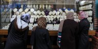 ریزش قیمت طلا و سکه در بازار؛ طلا گرمی چند شد؟ | جدول قیمت ها؛ امروز ۲۸ مهر