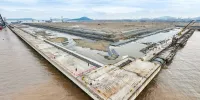 شانگهای بزرگترین ترمینال کانتینری خودکار دنیا را می‌سازد