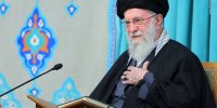 مشاور پهلوی: آقای خامنه‌ای در حال حاضر سمبل کشور ایران است
