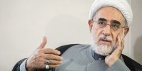 نیروی انتظامی چه رسالتی جز مسائل امنیتی در مدرسه دارد؟/ فرهنگیان از حرف‌ زدن سر کلاس‌ها بترسند/ اقدام وزیر پزشکیان در زمان پادشاهان هم سابقه ندارد