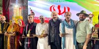 هنرنمایی بلوچ ها در یک جشنواره | استقبال مخاطبان از رقص دوچاپی بلوچی