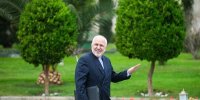 ببینید | پاسخ جالب و احساسی جواد ظریف به دختری که عکس او را آتش زد