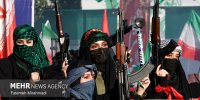 ببینید | ویدیوی رسانه عربی از حضور زنان ایرانی پای تیربار و ضدهوایی