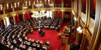 ببینید | پارلمان نروژ تشویق مشهور وایکینگی را برای حمایت از تیم ملی‌شان اجرا کرد