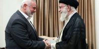 ببینید | پنجره متفاوتی به آخرین دیدار شهید هنیه با رهبر شهید انقلاب، در روز قبل از شهادت