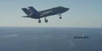 جنگنده F-35C برای نخستین بار روی ناو هواپیمابر جان اف. کندی آمریکا فرود آمد + فیلم