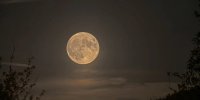 عکس | تصویری جذاب از ماه بر فراز رصدخانه کاسین خرم آباد