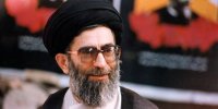 عکس | قابی تاریخی از رجایی، رفسنجانی و رهبر شهید انقلاب در شورای عالی دفاع