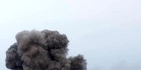 عکس | لحظه سقوط برج مراقبت دریایی چابهار در حمله آمریکا