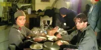 پارسا پیروزفر و ستاره صفرآوه در پشت صحنه «در چشم باد» + عکس