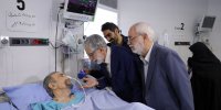 عیادت نمایندگان رهبر انقلاب از موسوی گرمارودی
