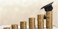 وقتی آموزش مجازی است، چرا شهریه کامل؟ کاربران چه می‌گویند؟