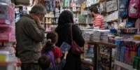 قیمت ساده‌ترین گوشی هوشمند ۱.۶ برابر دستمزد کارگر است/ فرزندان کارگران درجا می‌زنند!
