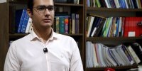 آرش محمدی با کرونا و جنگ رتبه یک گروه آزمایشی تجربی شد / «فکر می‌کنم اگر کنکور به تعویق نمی‌افتاد، رتبه یک را کسب نمی‌کردم»