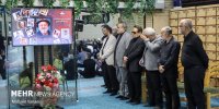 مراسم یادبود مرحوم «اکبر عبدی» در مسجد بلال
