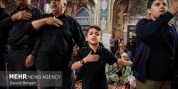 سینه زنی با نوای محلی مازنی در حرم مطهر امام رضا(ع)