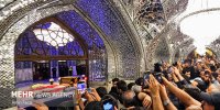 حال و هوای زائران مزار رهبر شهید انقلاب در رواق دارالذکر