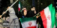 قمی‌ها همچنان پای کار ایران؛ تداوم حضور مردمی در شب ۲۳۴