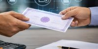 وزیر اقتصاد خواستار بازنگری در انتشار اوراق دولتی شد