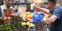 هشدار جدی یک اقتصاددان از رشد دوباره قیمت کالاهای اساسی/ چرا گرانی‌ها تمام نمی‌شود؟