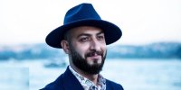 هنرنمایی هنرمند جوان برای میلیاردر مطرح