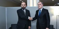 تاکید وزیران خارجه ارمنستان و آذربایجان بر اهمیت پیشرفت‌های ناشی از صلح میان دو کشور