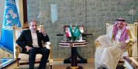 عراقچی در دیدار با وزیرخارجه عربستان، ایران آماده تقویت اعتماد امنیتی با کشورهای منطقه است
