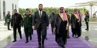 الاخبار افشا کرد: عربستان به کمک ترکیه صدها شبه نظامی سوری را به جنگ یمن اعزام کرده است/ سفر غیرمنتظره الشرع به ریاض