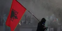 از «انقلاب فلامینگو» تا خیابان‌های سنگربندی‌شده؛ خشم آلبانیایی‌ها از فساد و هتل‌سازی کوشنر