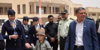 کودک بازمانده از جنابت میناب، خلبان شد + عکس و ویدئو