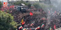نمایی از تشییع پیکر رهبر شهید در میان انبوه جمعیت عزادار | ویدئو