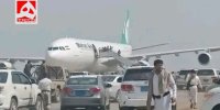 وضعیت داخل هواپیمای ایرانی بر فراز آسمان یمن همزمان با حمله عربستان به فرودگاه + فیلم